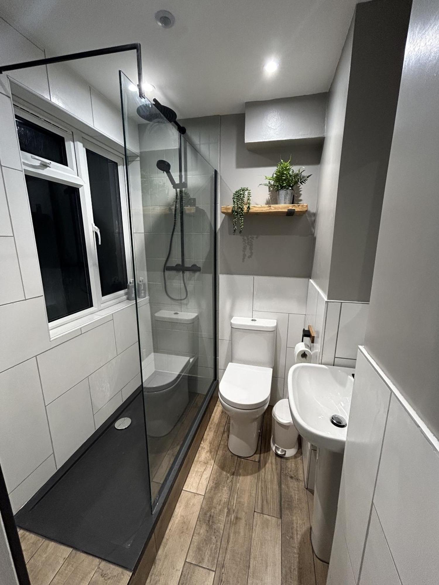 Sanctuary-By-Sea Apartman Worthing Kültér fotó